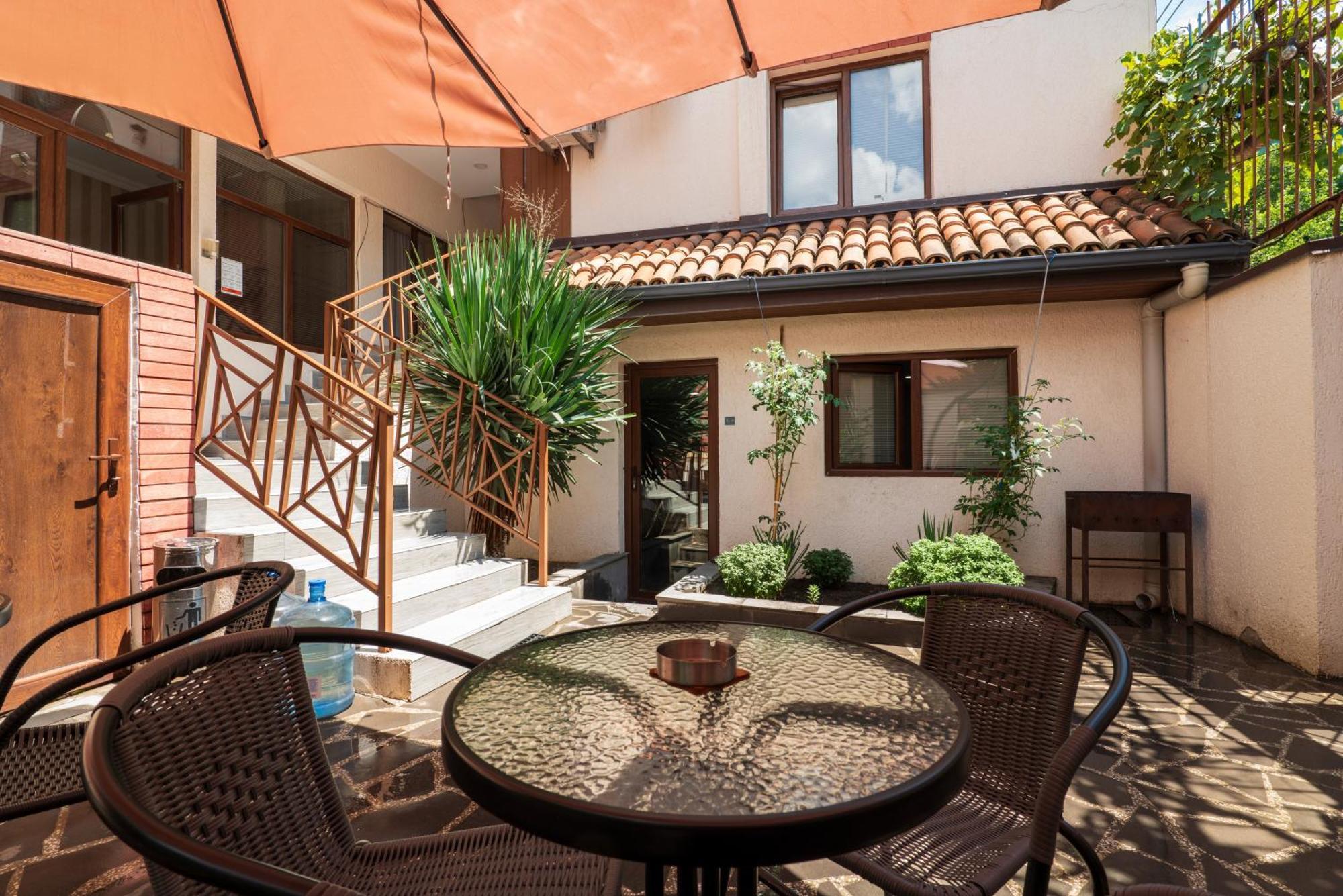 Hotel A&K Τυφλίδα Εξωτερικό φωτογραφία